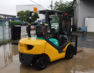 Bán xe nâng xăng KMT_FG25 nhập khẩu tại Nhật
