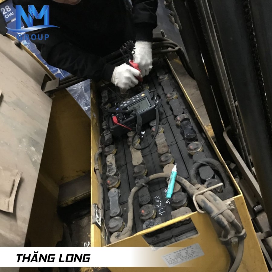 phục hồi ắc quy xe nâng điện